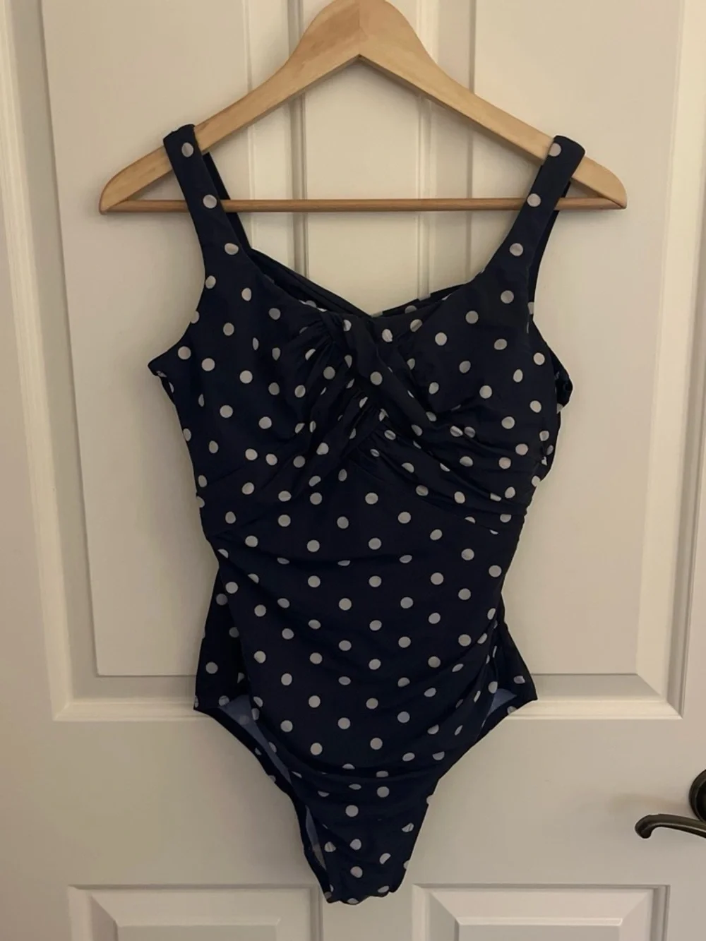 👙Navy Blue With White Polka Dots One Piece Swimsuit with Built In Cups